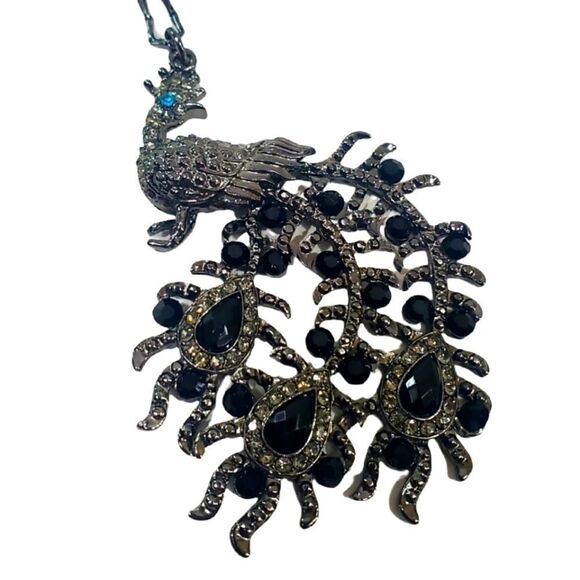 None Jewelry - Rhinestone Peacock Pendant Necklace Hematite Tone